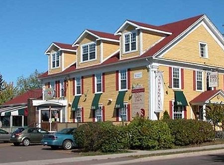 Auberge Gabriele Inn Шедиак Екстериор снимка