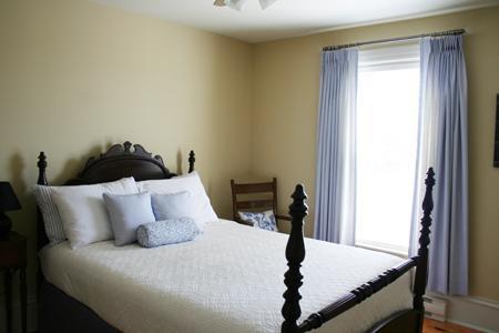 Auberge Gabriele Inn Шедиак Стая снимка