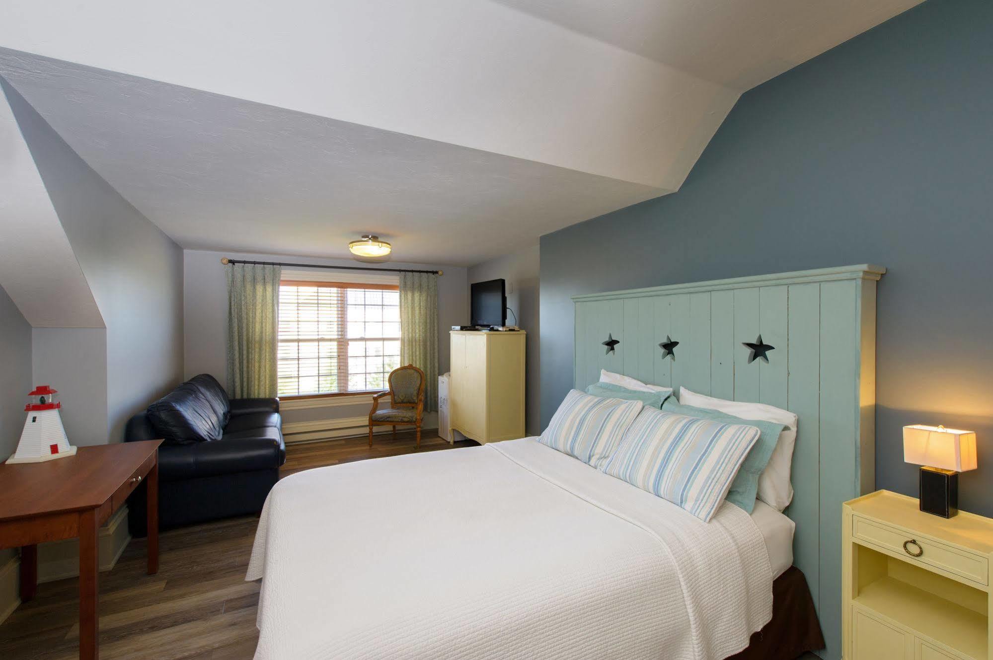 Auberge Gabriele Inn Шедиак Екстериор снимка